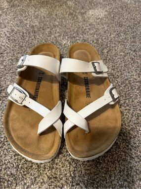 Cushionaire Women's White Buckle Strap Sandals